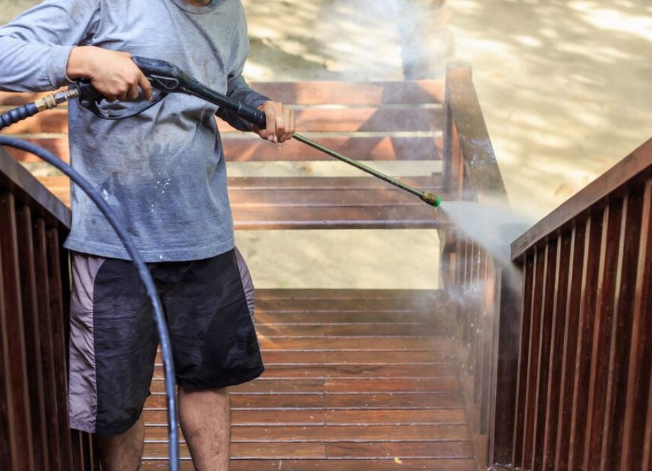 How Does Professional Pressure Washing Save Money?