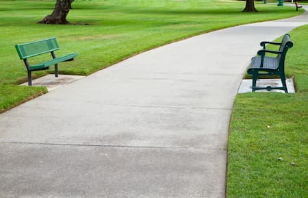 Auburn: A Hot Climate Bakes in Dirt