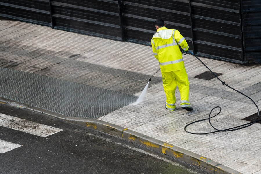 Tips to Prepare for Sidewalk Pressure Washing Before Professionals Arrive